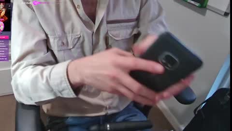 A online show from January 15, 2026, 9:03 am