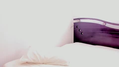 Snapshot of ana_castilo chatting on February 14, 2025, 2:02 pm Ana IG an castillo 1 online show from February 14, 2025, 2:02 pm