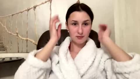 Ana fire007 online show from April 25, 2026, 5:21 pm