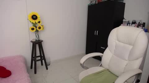  Ana  online show from December 22, 2024, 7:11 am