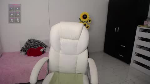  Ana  online show from December 30, 2024, 11:06 pm