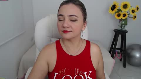  Ana  online show from September 10, 2025, 11:05 pm