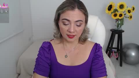  Ana  online show from September 13, 2025, 11:15 pm