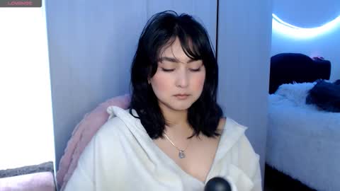 Ana Ricciardi online show from October 16, 2025, 1:34 pm