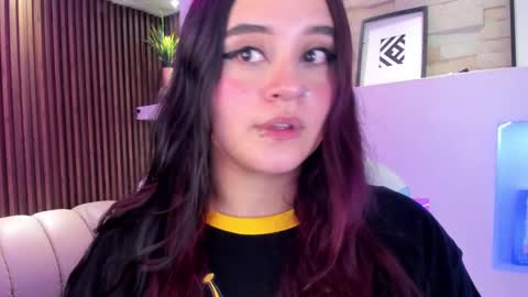 Ana online show from November 5, 2025, 3:50 am