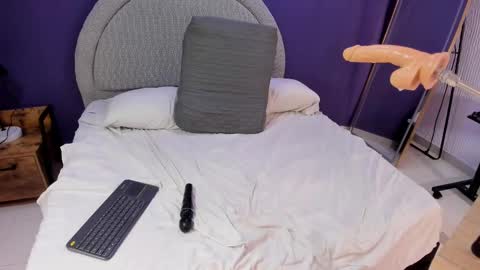 anaa_deep online show from March 8, 2025, 10:24 pm