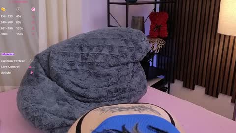 anaaimey online show from March 28, 2026, 6:24 am