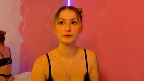 anaayss online show from October 20, 2025, 4:35 am