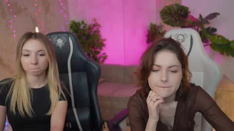 Sweet girls online show from February 8, 2025, 4:04 pm