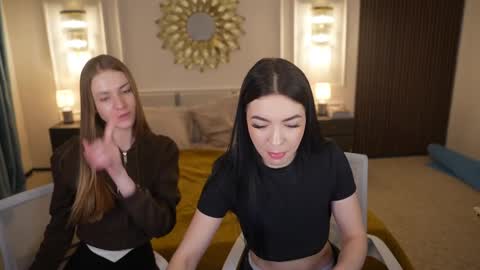 Sweet girls online show from March 1, 2025, 2:44 pm