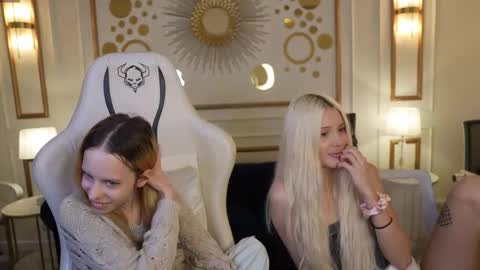 Sweet girls online show from November 3, 2025, 4:19 pm