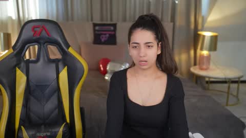 Snapshot of anabel2054 chatting on March 9, 2026, 8:40 am Sweet girls online show from March 9, 2026, 8:40 am