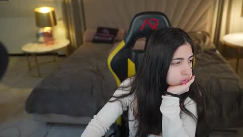 Snapshot of anabel2054 chatting on March 18, 2026, 7:22 am Sweet girls online show from March 18, 2026, 7:22 am