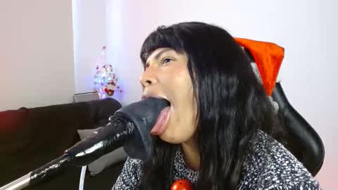 Snapshot of anabel693 chatting on December 22, 2024, 1:33 pm anabel alice gandara online show from December 22, 2024, 1:33 pm