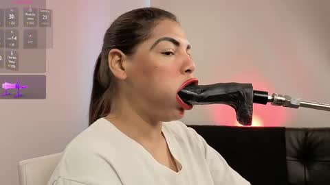 Anabel Alice Gandara online show from March 29, 2026, 1:11 pm