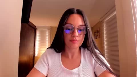 Anabel online show from September 23, 2025, 3:26 pm