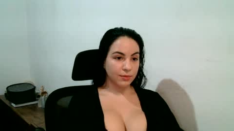 Snapshot of anabelenogueira1 chatting on July 12, 2026, 10:23 pm anabelenogueira1 online show from July 12, 2026, 10:23 pm