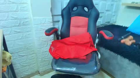 Anabella online show from March 9, 2026, 11:36 am