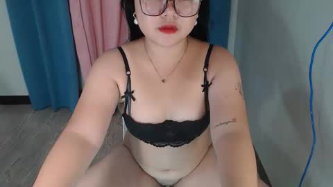 anabelle_pinayx online show from April 4, 2026, 4:22 am