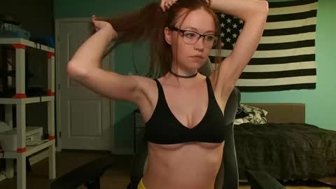 Snapshot of anabelleleigh chatting on April 21, 2026, 1:53 am Anabelleleigh online show from April 21, 2026, 1:53 am