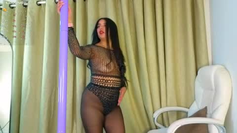 Snapshot of anabloom_ chatting on May 28, 2026, 7:33 pm anabloom_ online show from May 28, 2026, 7:33 pm