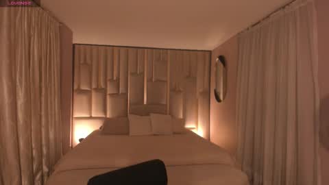 Ana  online show from September 10, 2025, 12:16 pm