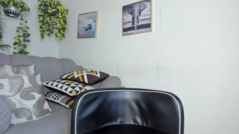 Anahi online show from March 8, 2025, 3:24 pm