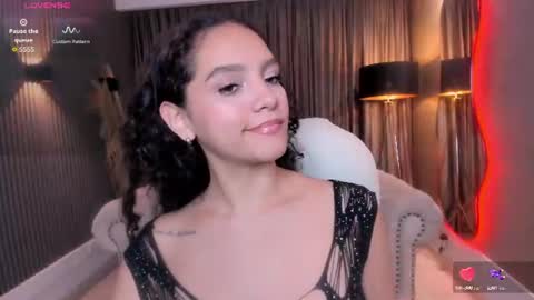 Snapshot of anahi_curlie1 chatting on July 9, 2026, 11:14 am Anahi Curlie online show from July 9, 2026, 11:14 am