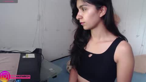 Snapshot of anahibrowns95 chatting on February 11, 2025, 4:24 pm Anahi Browns online show from February 11, 2025, 4:24 pm