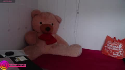 Snapshot of anahibrowns95 chatting on October 30, 2025, 8:09 pm Anahi Browns online show from October 30, 2025, 8:09 pm