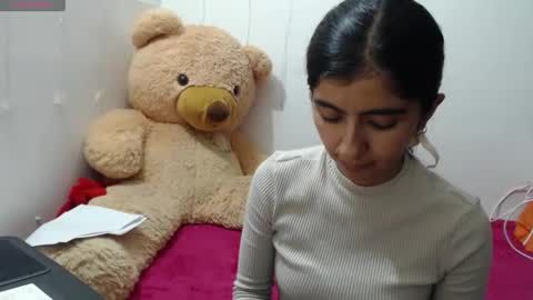 Snapshot of anahibrowns95 chatting on February 6, 2026, 11:08 pm Anahi Browns online show from February 6, 2026, 11:08 pm