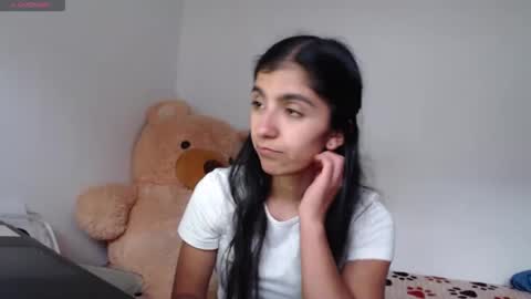 Snapshot of anahibrowns95 chatting on February 26, 2026, 7:46 pm Anahi Browns online show from February 26, 2026, 7:46 pm