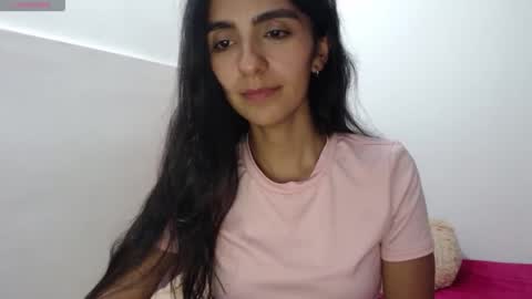 Anahi Browns online show from April 21, 2026, 10:01 pm