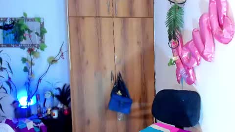 Snapshot of anai_valentinex chatting on July 14, 2026, 2:05 am anai_valentinex online show from July 14, 2026, 2:05 am