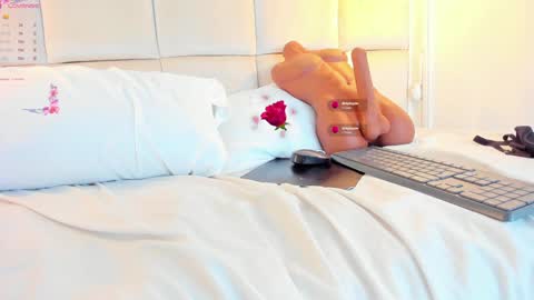  Anais clark  online show from January 21, 2025, 2:26 pm