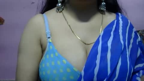 anamika794088 online show from February 19, 2025, 12:33 pm