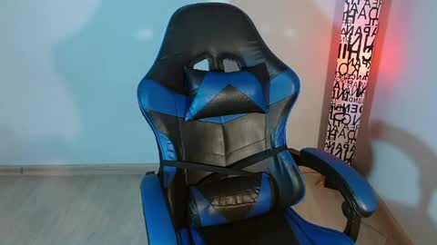 Snapshot of anarosse__ chatting on April 24, 2026, 1:19 am ana 3 online show from April 24, 2026, 1:19 am