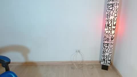Snapshot of anarosse__ chatting on May 9, 2026, 1:00 am ana 3 online show from May 9, 2026, 1:00 am