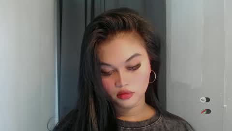 Snapshot of anaruru_ chatting on April 4, 2026, 1:52 pm ANA online show from April 4, 2026, 1:52 pm