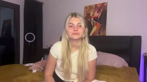 Ana online show from November 6, 2025, 9:05 pm