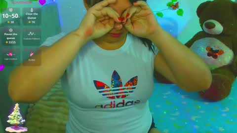 Ana online show from December 17, 2025, 10:27 pm