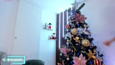 Ana Stalin online show from December 3, 2025, 10:30 pm