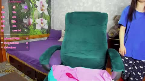 Snapshot of anastasia_gold1 chatting on December 3, 2024, 7:44 pm anna online show from December 3, 2024, 7:44 pm