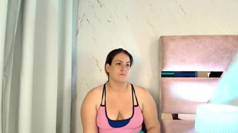 anastasia_marco online show from October 7, 2025, 12:24 pm