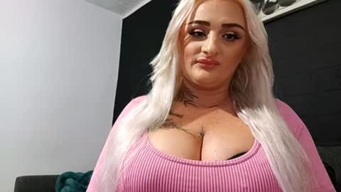 Snapshot of anastasiaamore chatting on July 19, 2026, 8:23 pm AnastasiaAmore online show from July 19, 2026, 8:23 pm