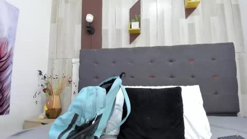 anastasia online show from October 31, 2025, 11:44 am