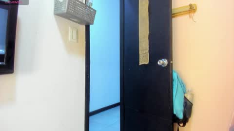 Snapshot of anastasiapriest chatting on December 5, 2025, 11:41 am anastasia online show from December 5, 2025, 11:41 am