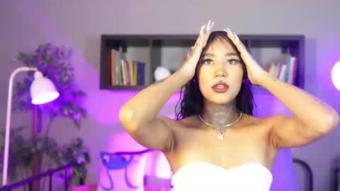 anaya_olyx online show from October 22, 2025, 5:19 am