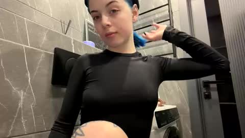 AnmiXHot online show from April 13, 2026, 11:48 am