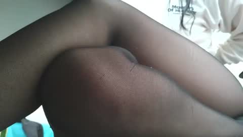 Snapshot of anddrea_ chatting on July 21, 2026, 11:45 am online show from July 21, 2026, 11:45 am